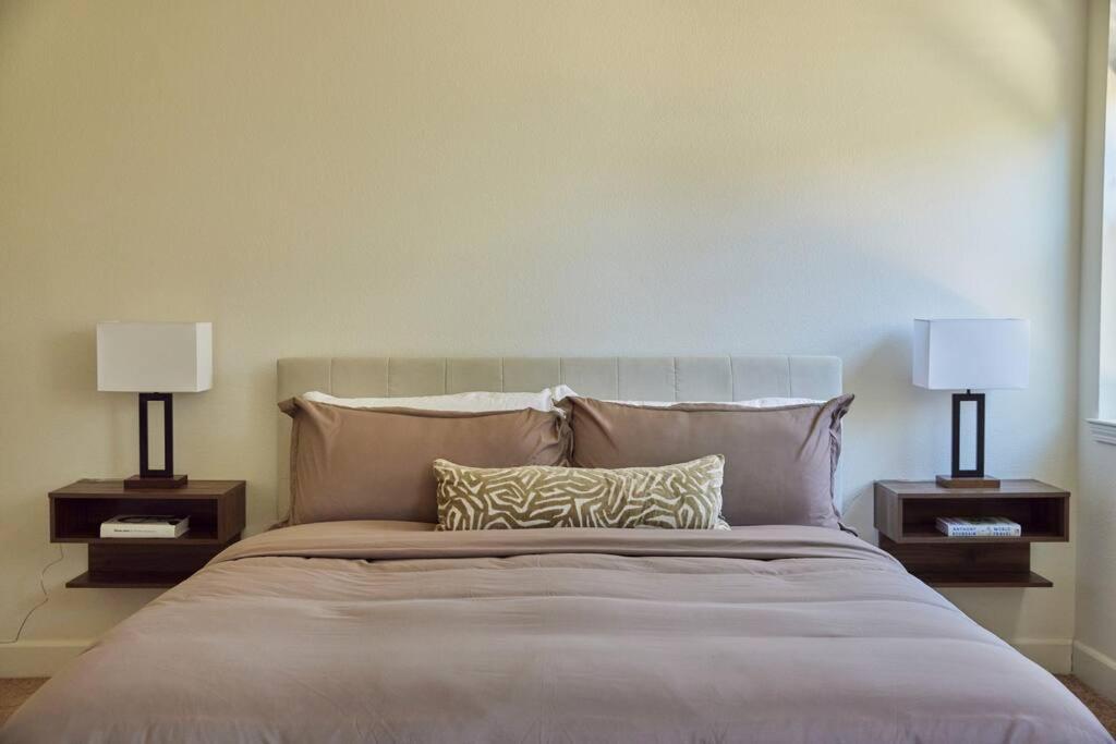New Upscale House, Tahoe 30-Min W/ Cal King Reno Exterior photo