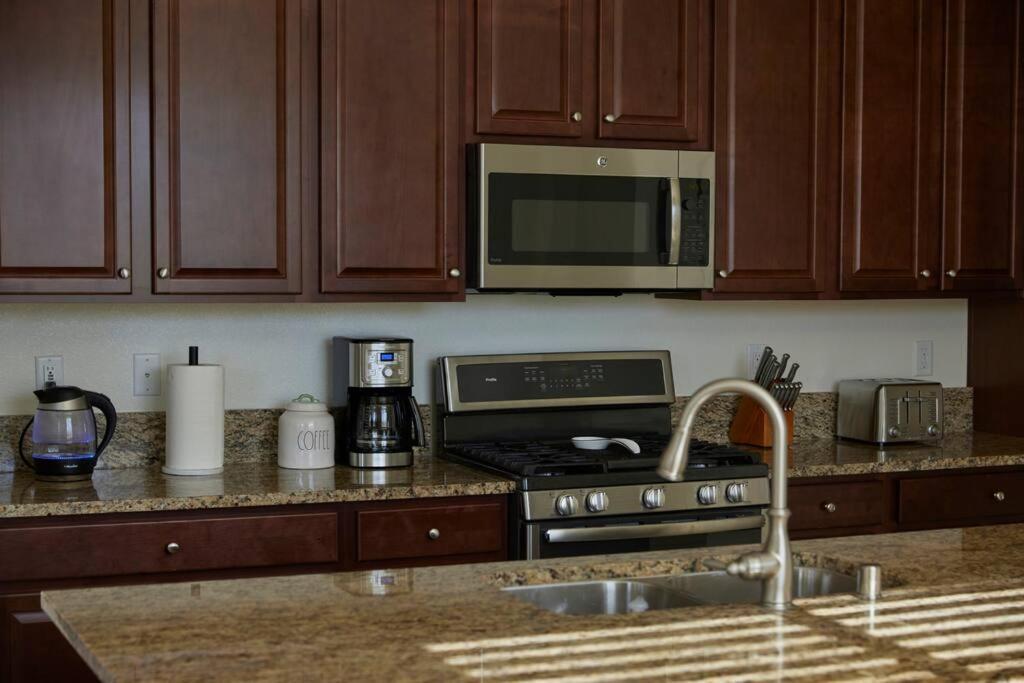 New Upscale House, Tahoe 30-Min W/ Cal King Reno Exterior photo